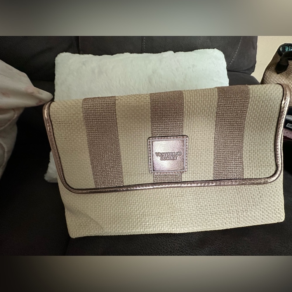 Victoria’s Secret clutch